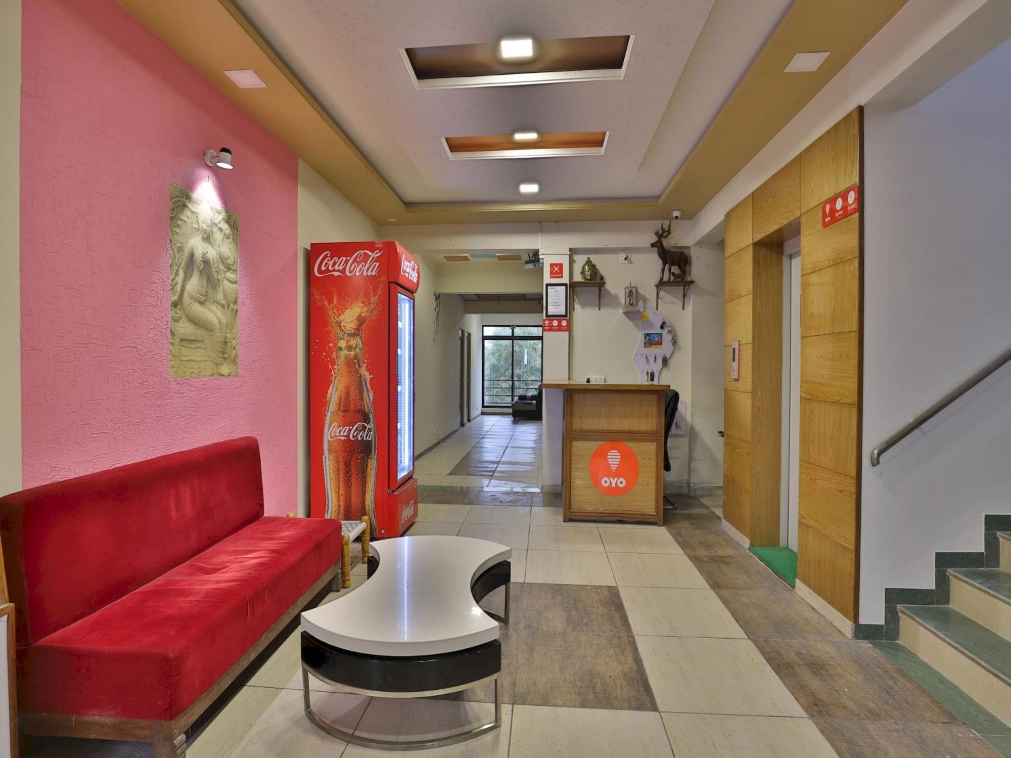 Palette- Siddharth Inn Gandhinagar Luaran gambar