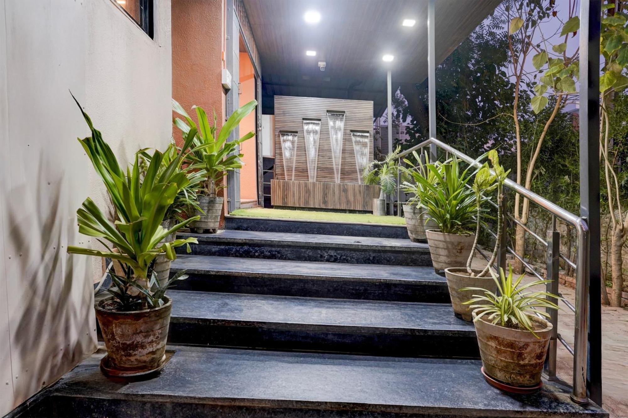 Palette- Siddharth Inn Gandhinagar Luaran gambar
