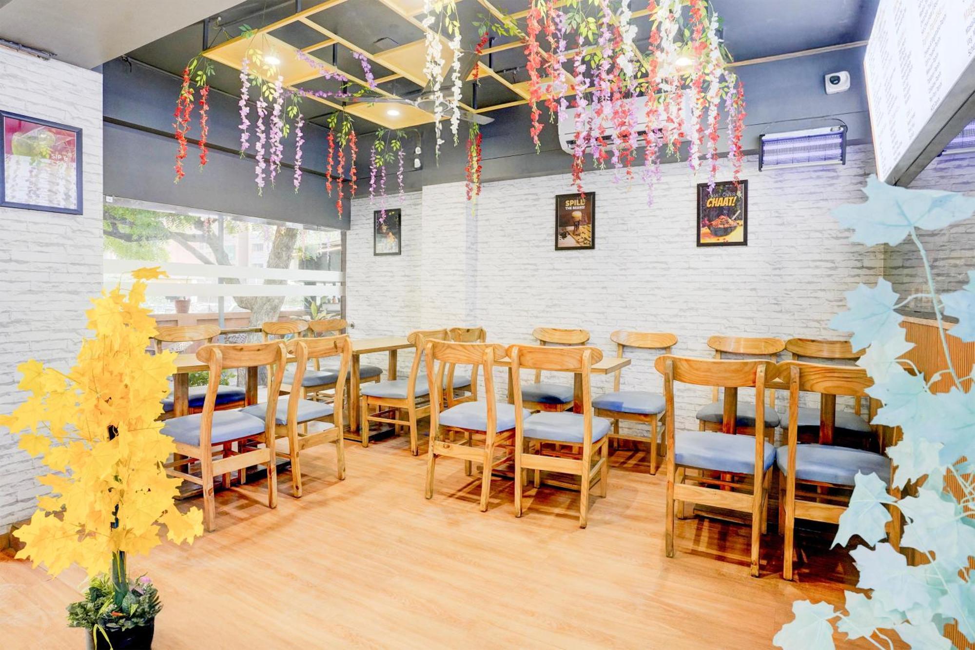 Palette- Siddharth Inn Gandhinagar Luaran gambar
