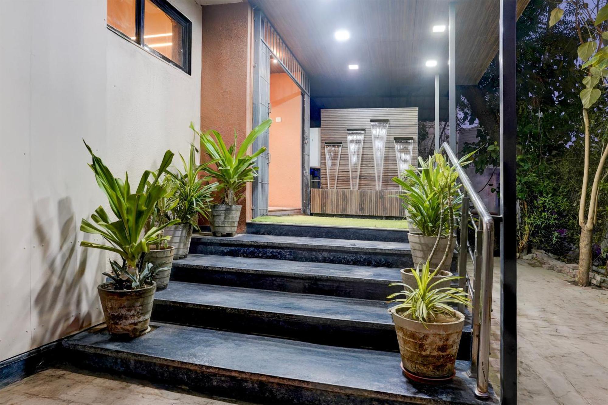 Palette- Siddharth Inn Gandhinagar Luaran gambar